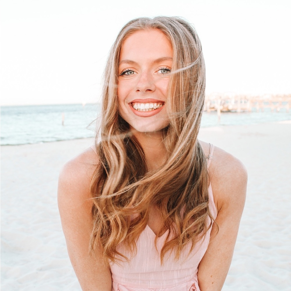 Meet your Posher, Abby